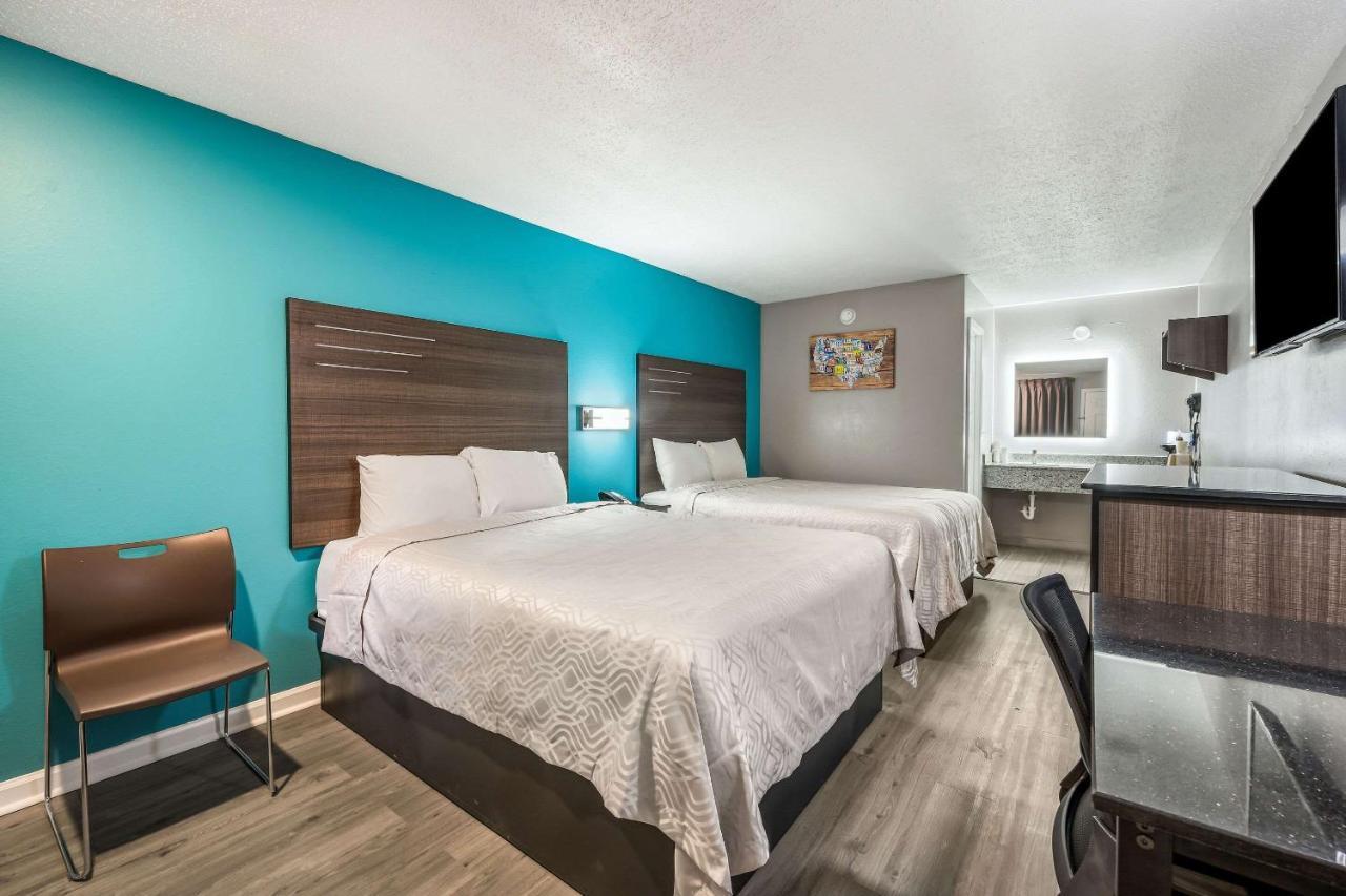 Econo Lodge Russellville Екстер'єр фото